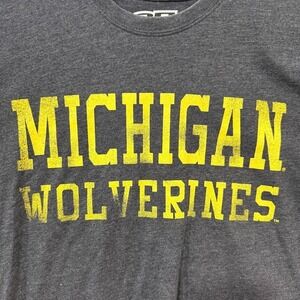 Michigan Wolverines Men's M Blue Gray Graphic T-Shirt E5 Athletic Apparel